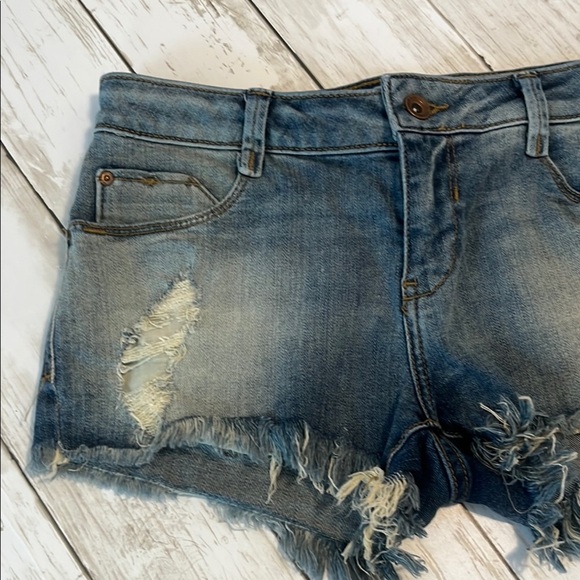 Vintage ZARA Denim Blue Women's Distressed Shorts size 4 - Picture 3 of 11